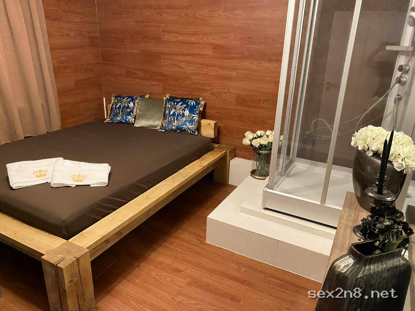 Studio Elite Basel – Zimmer & Themenräume