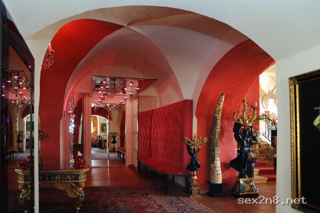 Babylon Klagenfurt – Schloss Freyenthurn – Lounge & Aufenthalt