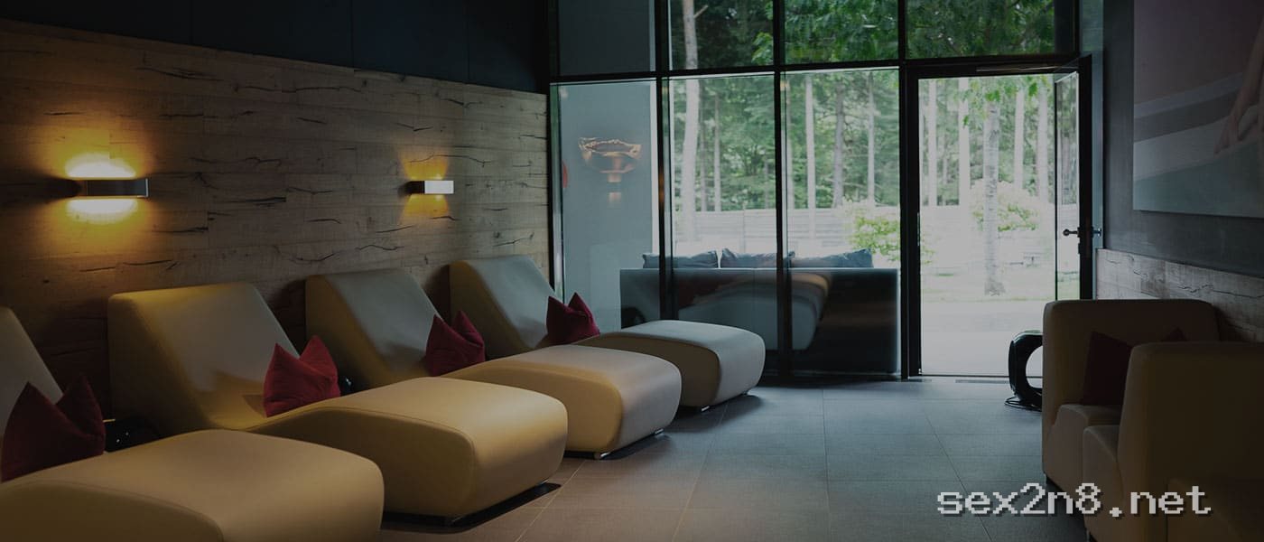 Wellcum Spa for Men – Wellness, Pool & Sauna